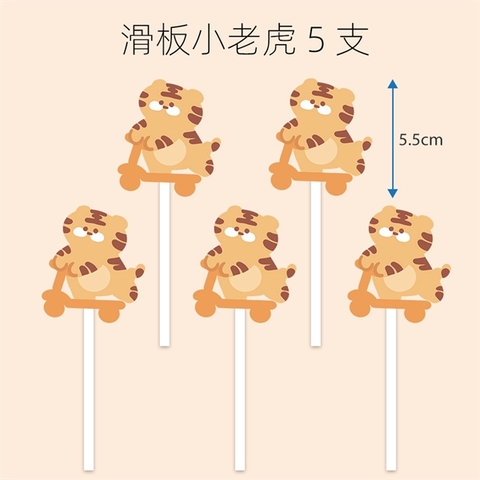 Set que cắm 5 bé Hổ đi xe SCOOTER