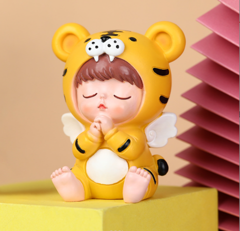 bé hổ nhựa cầu nguyện nhựa
