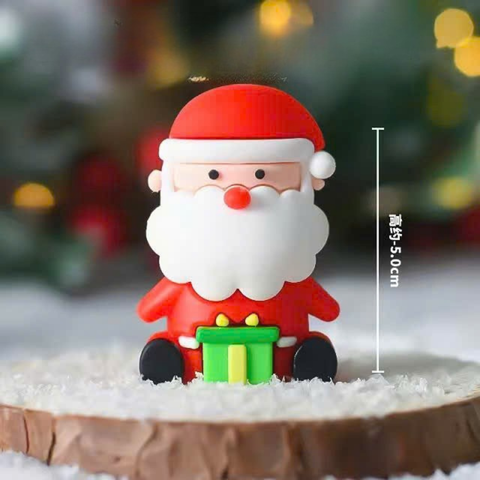 MC - Kute ông già noel ngồi ôm hộp quà nhỏ