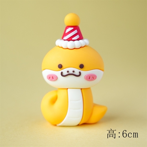 Kute siêu cấp RẮN VÀNG đội mũ sinh nhật ĐỎ