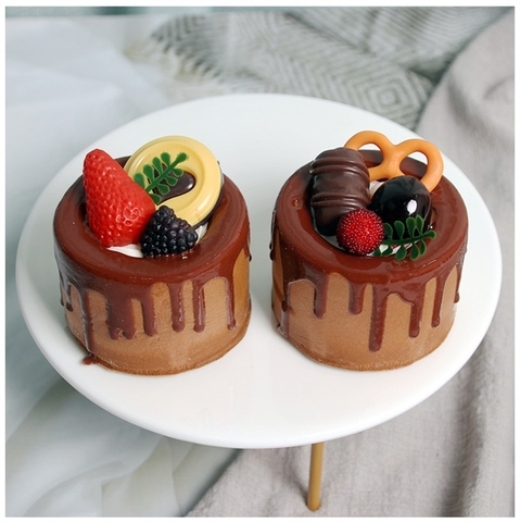 Mô hình bánh bento hình tròn 9*7,5cm màu socola