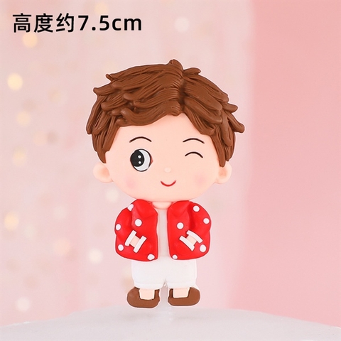 Que kute SLC Bé TRAI áo chấm bi đỏ tóc NÂU nháy mắt