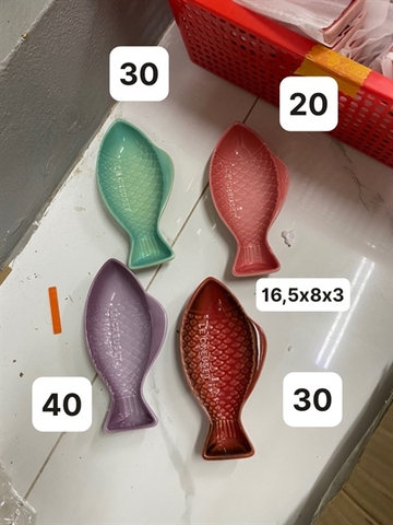 Đĩa cá nhỏ LC size 16*3cm màu tím
