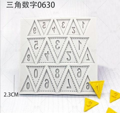 F khuôn số tam giác