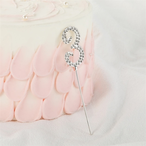 Que cắm ĐÍNH ĐÁ số 3