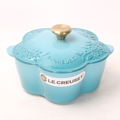 Nồi LC hoa vân nổi màu xanh da trời size 24*20*9cm
