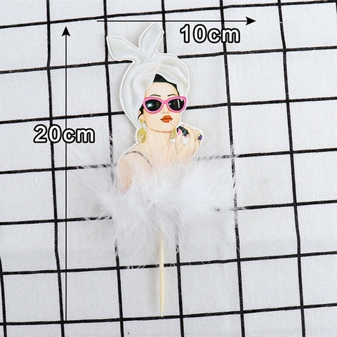 Que cắm cô gái nửa váy lông TRẮNG SÁNH ĐIỆU