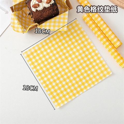Giấy lót hộp bã mía màu VÀNG 18*18cm (BỊCH 100c)