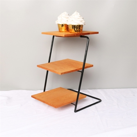 Cakestand bậc thang 3 tầng mặt gỗ