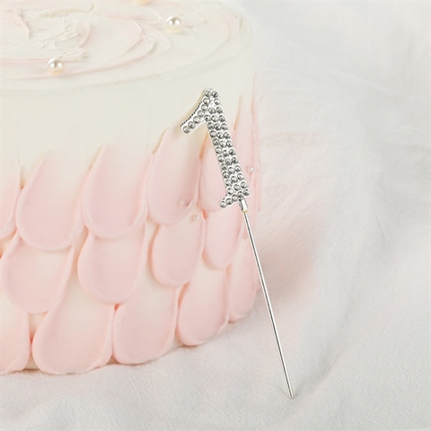 Que cắm ĐÍNH ĐÁ số 1