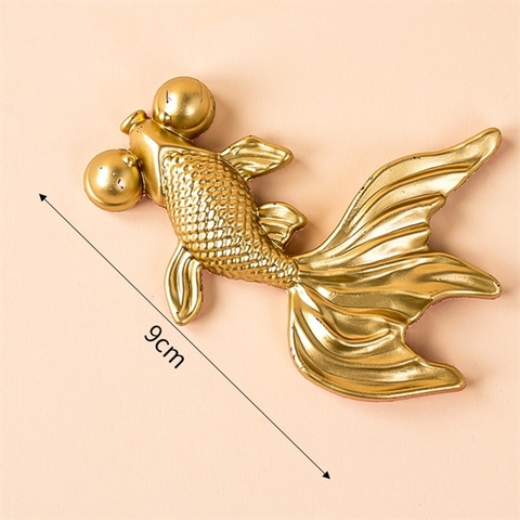 Trang trí cá chép nhựa màu VÀNG