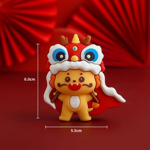 Kute bé RỒNG đội mũ