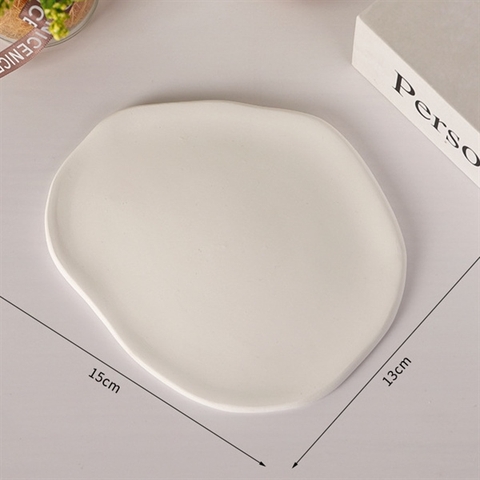 Đĩa decor oval trắng sứ 15*13cm