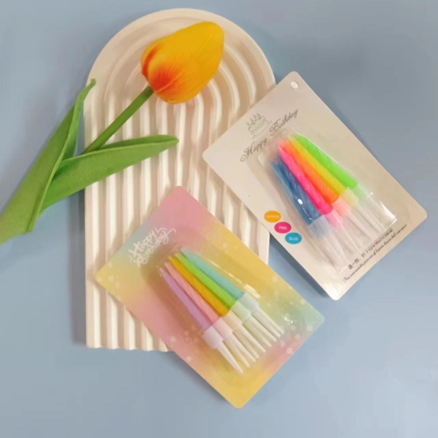 Nến ngắn nhiều màu(10 que - bao bì ngẫu nhiên)