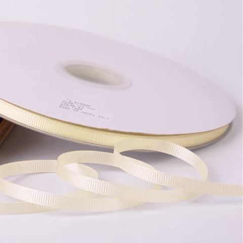 RB 0.6cm*91m màu ngà mã mới