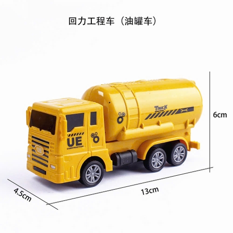 Xe bồn nhựa màu vàng