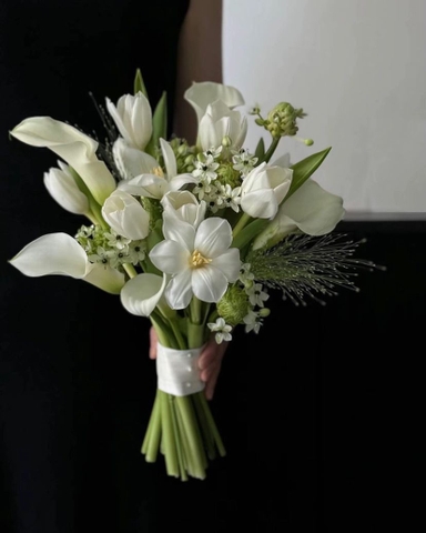 Bó Hoa Cưới Cầm Tay Cô Dâu HTP0120