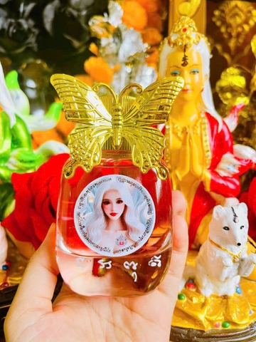 Nước hoa hồ ly cánh bướm