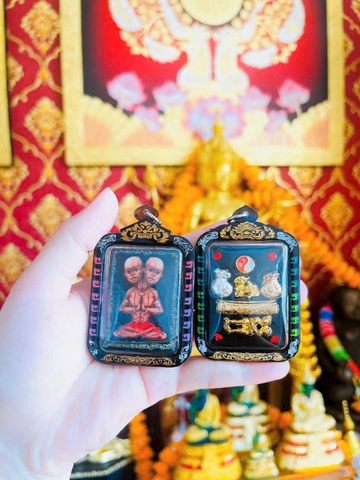 Amulet kuman 2 đầu