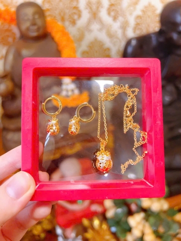 Bộ dây chuyền kèm bông tai