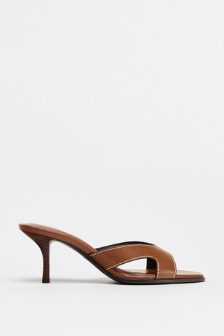 HIGH-HEEL SANDALS WITH TOPSTITCHING