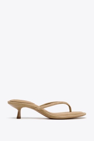 KITTEN HEEL SANDALS