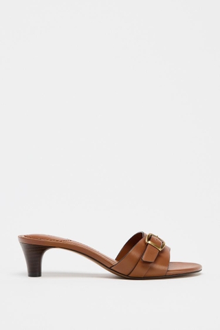BUCKLE HEEL SANDAL