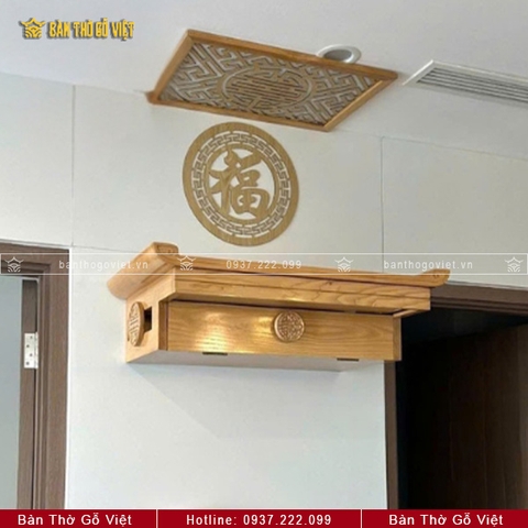 Bàn Thờ Treo Tường Gỗ Sồi Hoạch Tài Màu Vàng Sáng GV-TR014