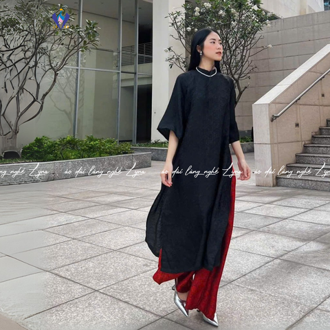 Áo Dài Gấm Đen Tuyền Nguyệt Dạ Dáng Suông Sang Trọng Quý Phái