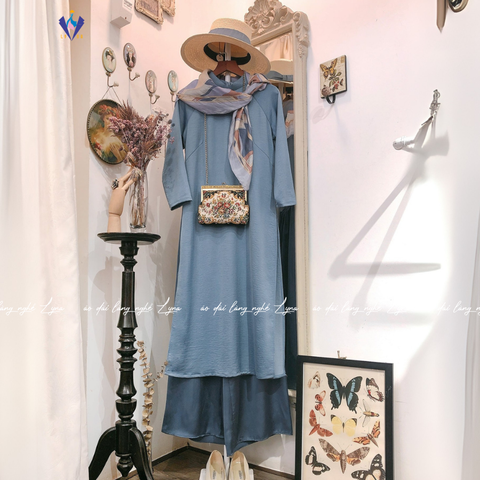 Áo Dài Xưa Màu Xanh Dương, Áo Dài Dáng Suông Vải Lụa Mềm Mịn Cổ 2,5 Phân Tay Lỡ Phong Cách Cổ Điển Và Hiện Đại | Áo dài Lyna