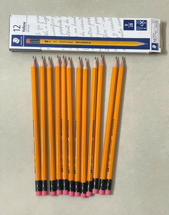 Bút chì Staedtler YELLOW 134 - 2B