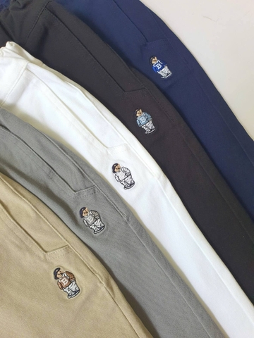 Quần dài Beemon kaki cạp chun in hình gấu 5 màu be, trắng, xám, đen, navy