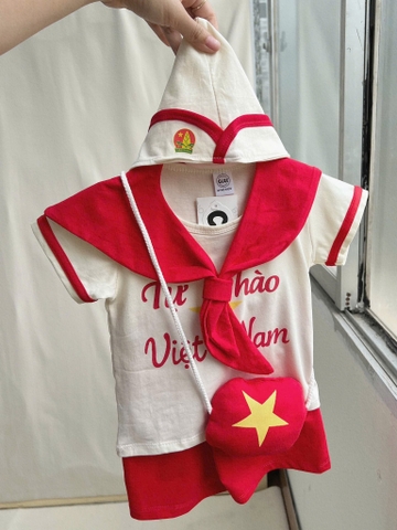 Set 5 chi tiết tone đỏ be Tự hào Việt Nam cho bé