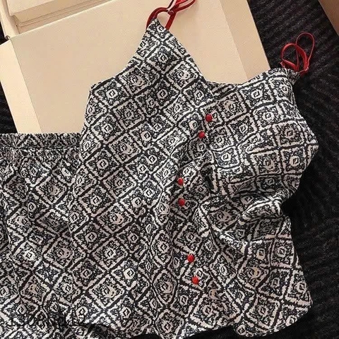 Bộ 2 dây hoạ tiết BOHO màu đen đỏ