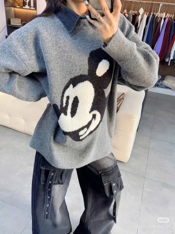 Áo len Mickey dài tay kèm cổ rời màu xám