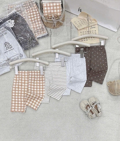 Set 4 quần legging lửng bé gái caro cam, chấm bi nâu, kẻ ngang, ghi