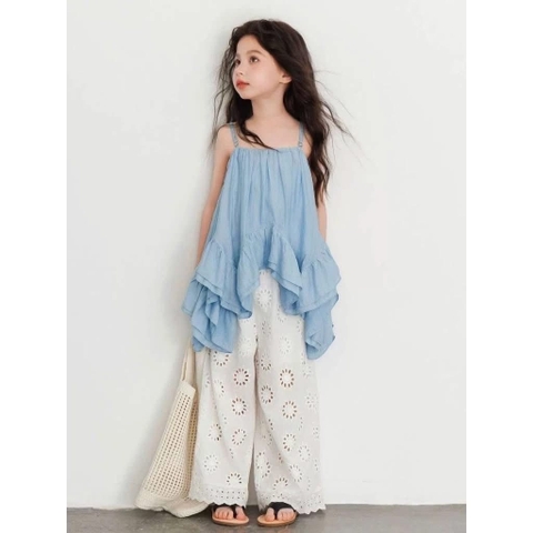 Bộ áo 2 dây xanh quần trắng thô hoa size đại cho bé