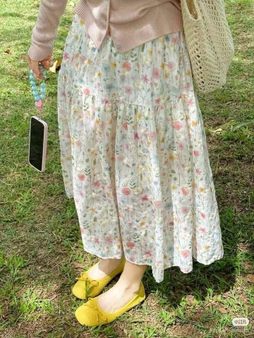 Chân váy trắng thêu hoa ANNA cạp chun dài 82cm