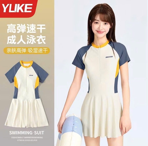 Bộ váy bơi cộc tay YUKE SOCCER trắng kem phối tay xanh vàng