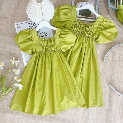 Váy thô xanh cốm dáng babydoll xếp ly chun ngực tay bồng