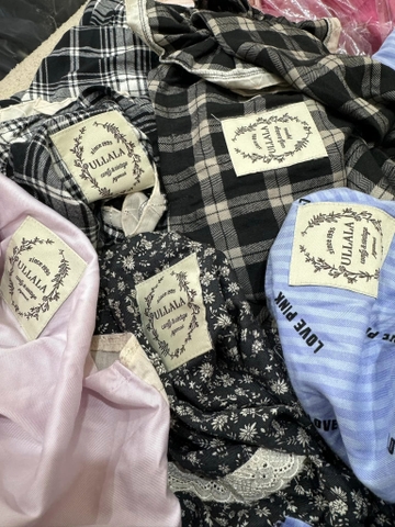 Pyjamas dài tay Ulala cổ vuông 6 mẫu hoa nhí, caro, xanh, hồng, tím