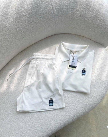 Bộ Who.a.u polo cộc tay thêu gấu màu TRẮNG