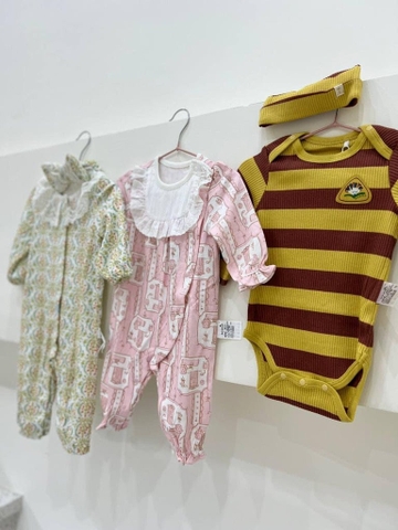 Body romper Moimoln xuất Hàn 3 mẫu hồng, hoa nhí vàng, kẻ ngang