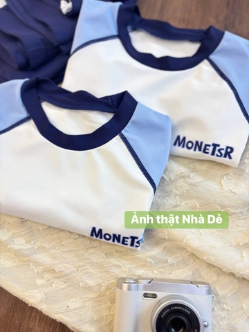 Bộ bơi Monetrs áo dài tay quần short mix xanh trắng cho bé trai