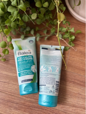 Kem body fit Balea lô hội