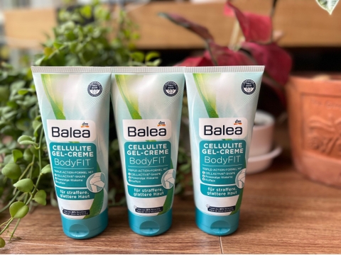 Kem body fit Balea lô hội