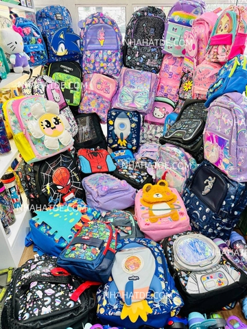 Balo Smiggle nhỡ size 36x28cm nhiều mẫu cho bé