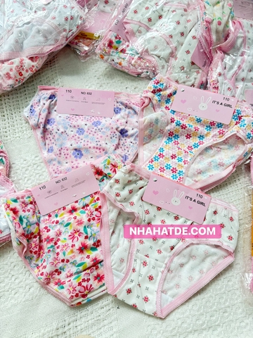 Set 12 quần chip cotton tam giác cho bé gái họa tiết hoa nhí, trái tim hồng...