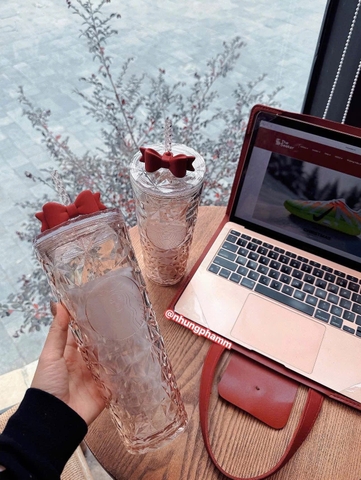 Cốc Starbucks trắng nơ đỏ 710ml