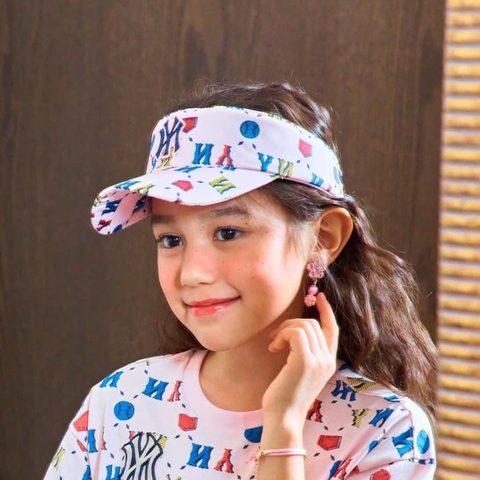 Mũ lưỡi trai MLB nửa đầu 2 màu trắng, hồng size